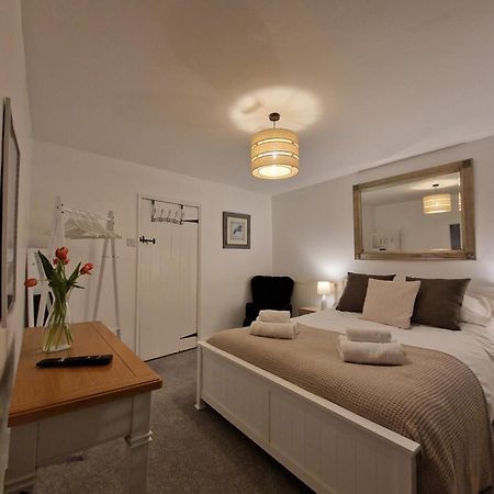Black Cat Cottage - Central Pickering Grade 2 Listed Cottage 외부 사진