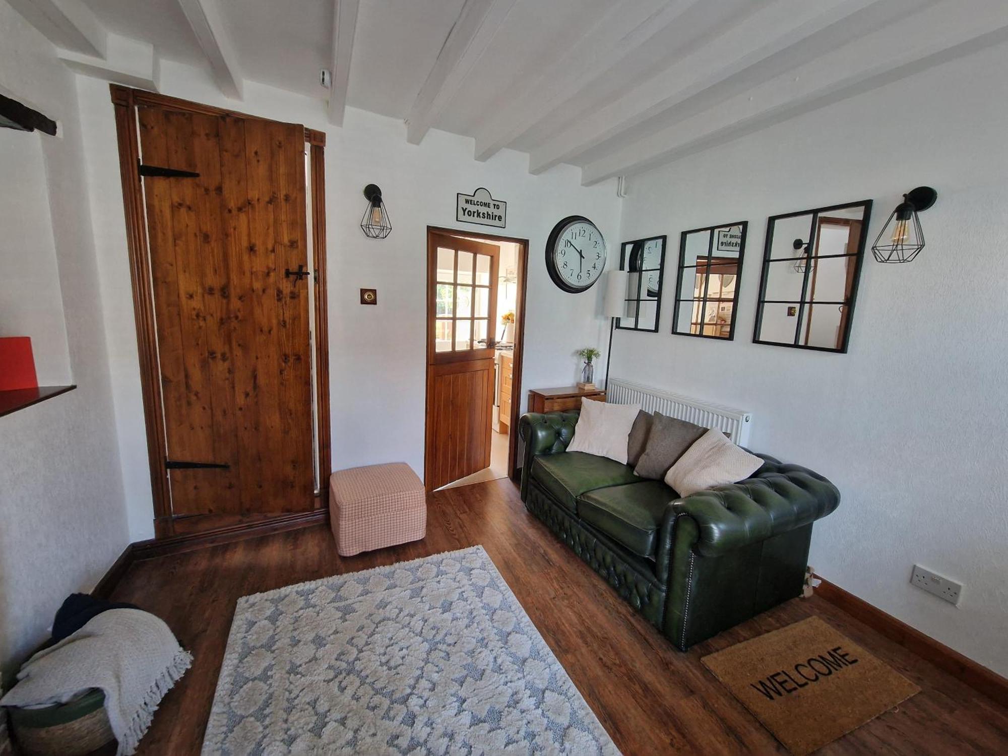 Black Cat Cottage - Central Pickering Grade 2 Listed Cottage 외부 사진